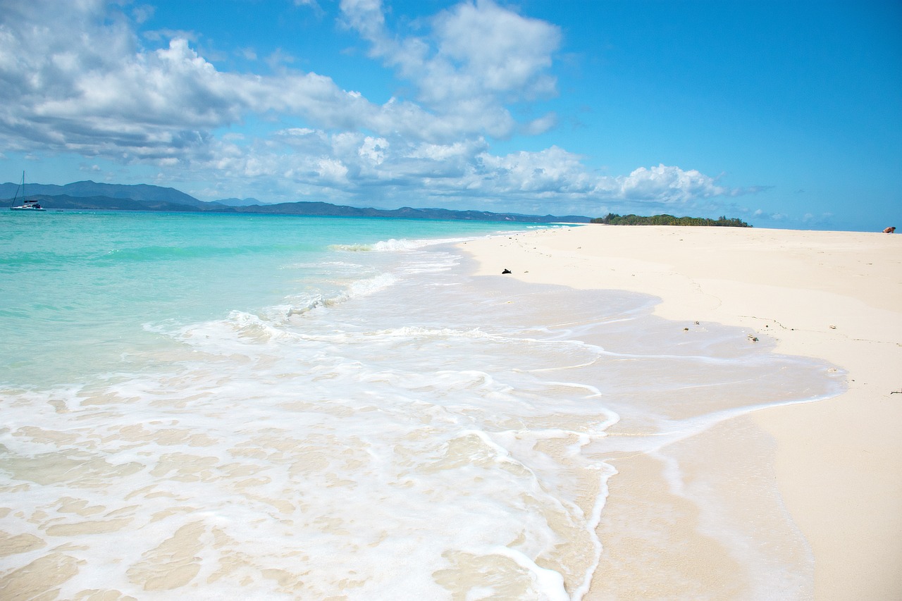 beach, nosy iranja, madagascar-4601297.jpg